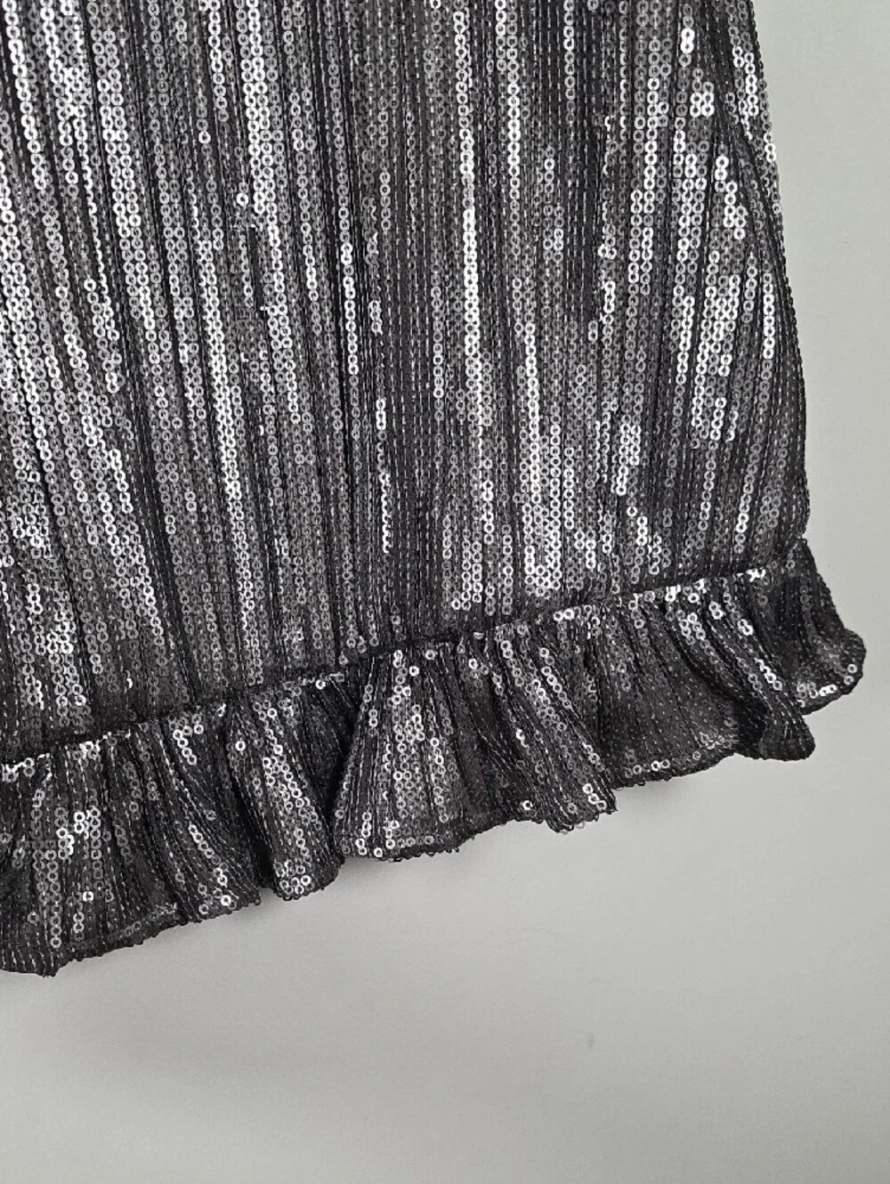 NWT Anthropologie Silver Sequin V-Neck Spaghetti Strap Camisole, Sz 8